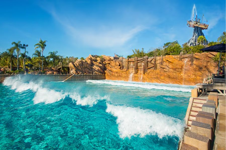 Disney water park schedule