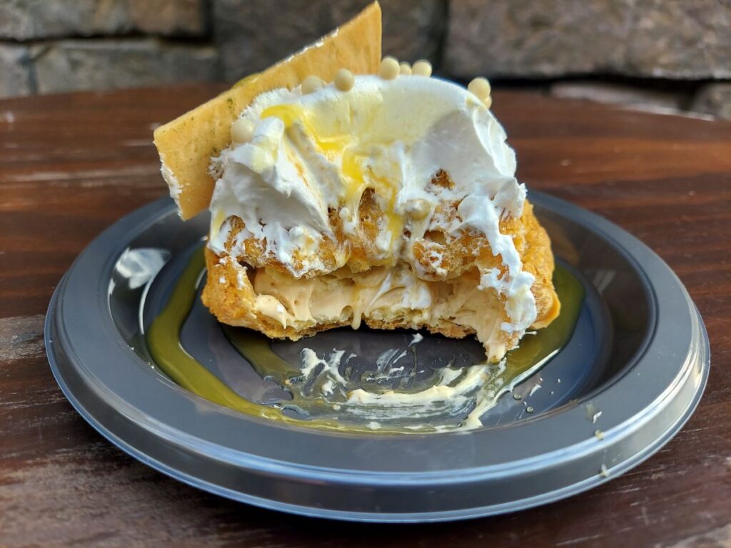 Butterbeer Cream Puff