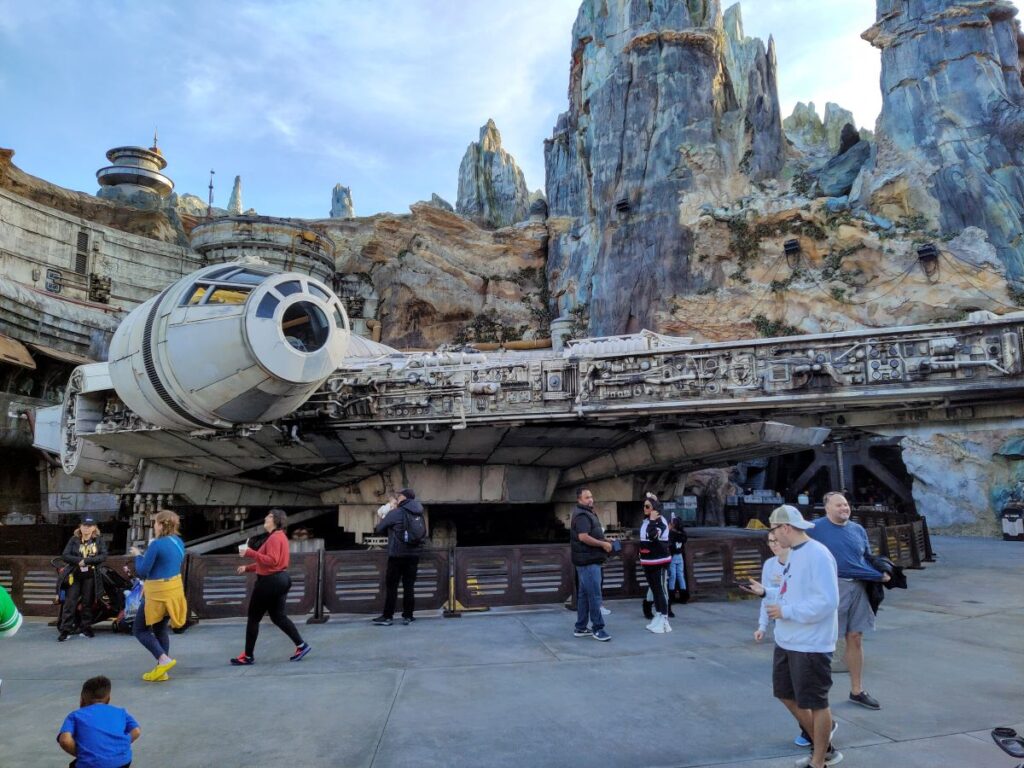 Millennium Falcon: Smugglers Run