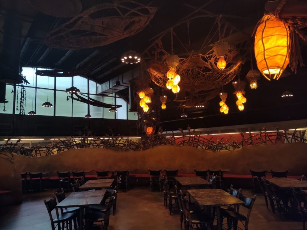 Satu'li Canteen interior