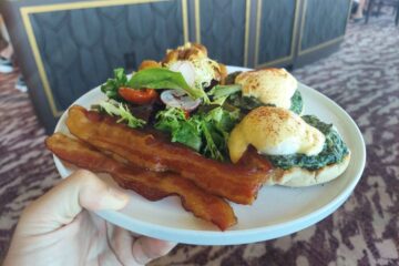 Topolino's Terrace Breakfast