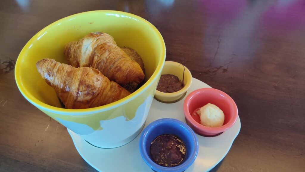 Topolino’s Terrace breakfast