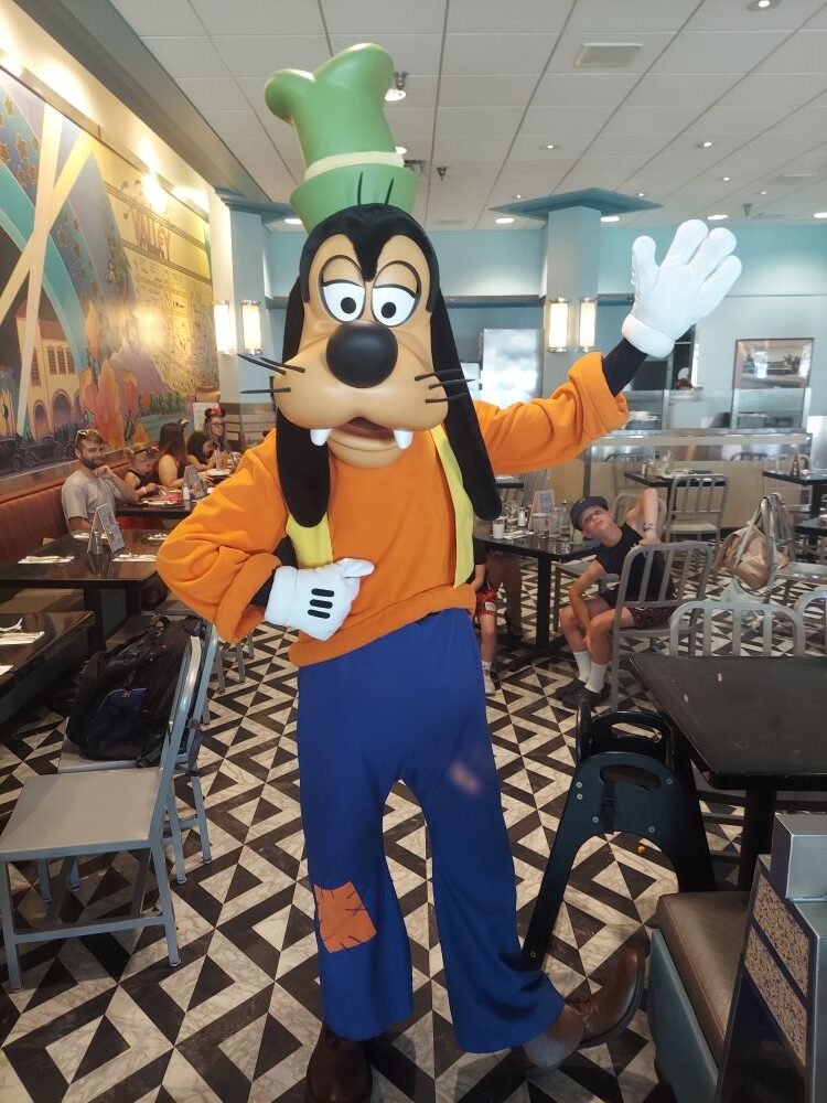 Hollywood & Vine Breakfast