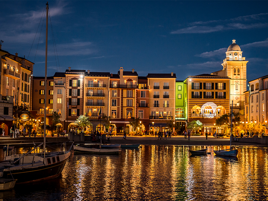 Nighttime at Portofino Hotel in promotion of
Universal Florida Resident Ticket