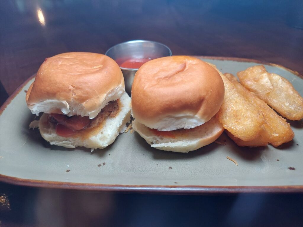 Nomad Lounge