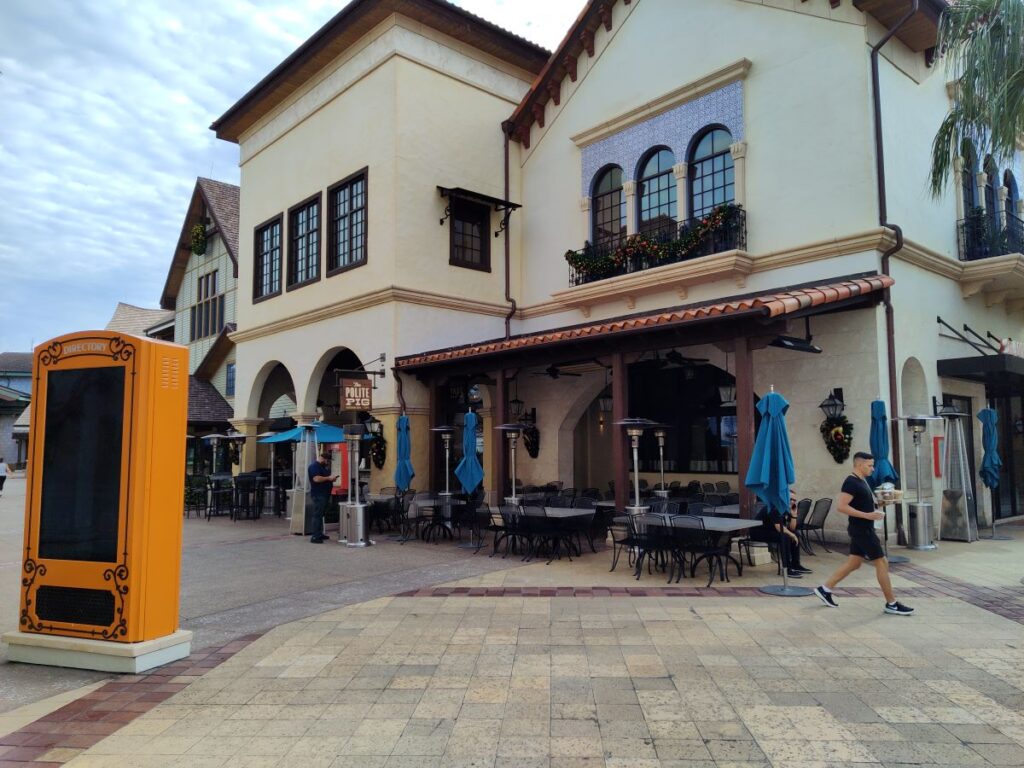 Polite Pig Disney Springs