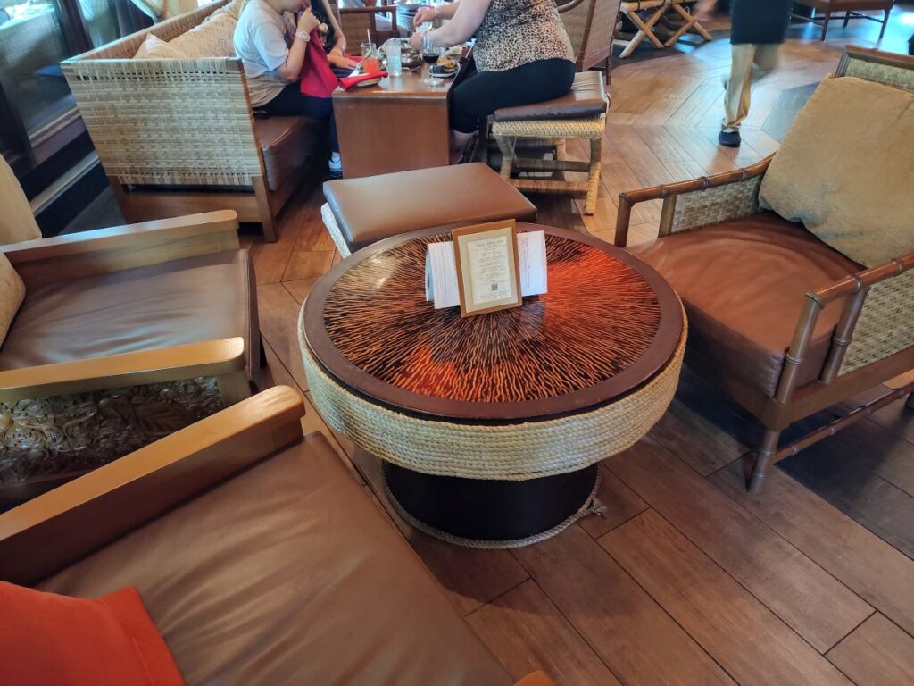 Nomad Lounge