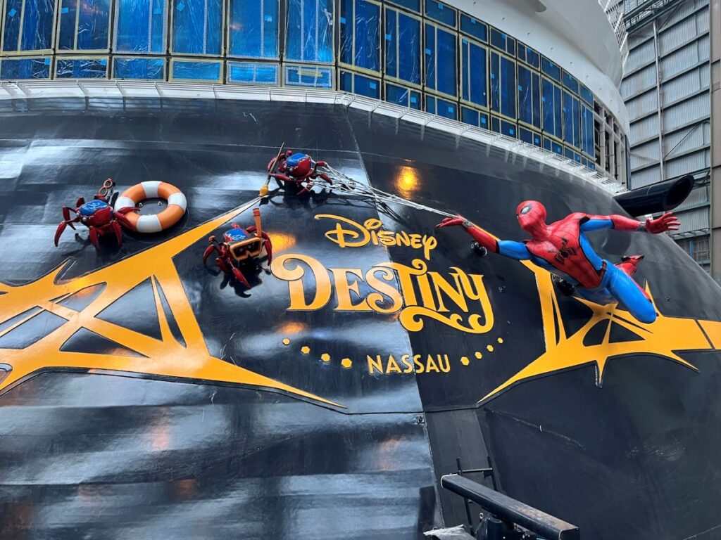 Dinsey DEstiny Cruise Ship
