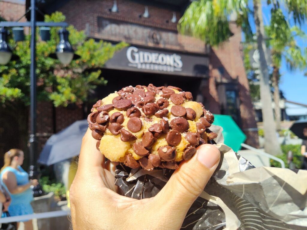 Gideon's Bakehouse August cookies