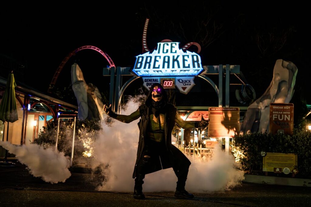 Howl-O-Scream 2025