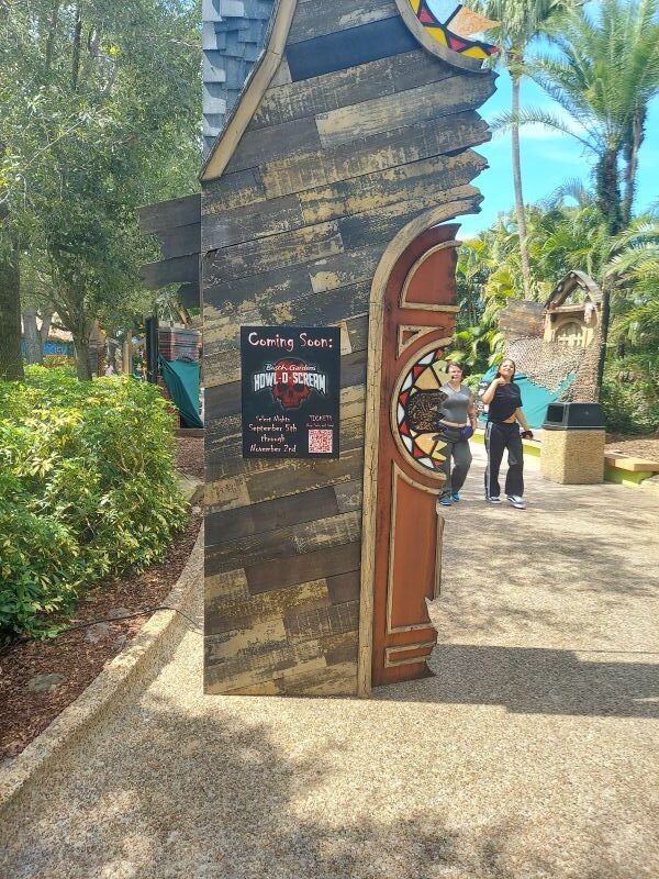 Howl-O-Scream Busch Gardens Tampa