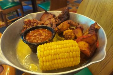 Whispering Canyon Café brunch