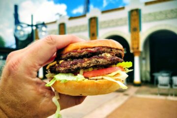 Zagora Café Double Cheeseburger