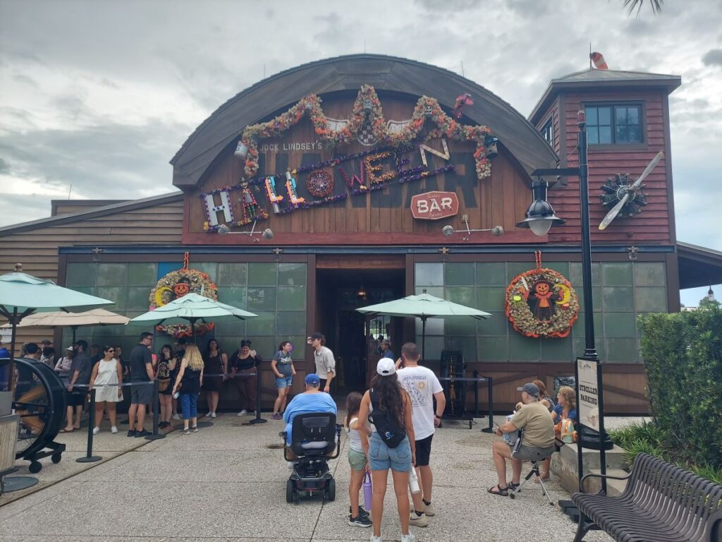 Jock Lindsey’s Hangar Bar