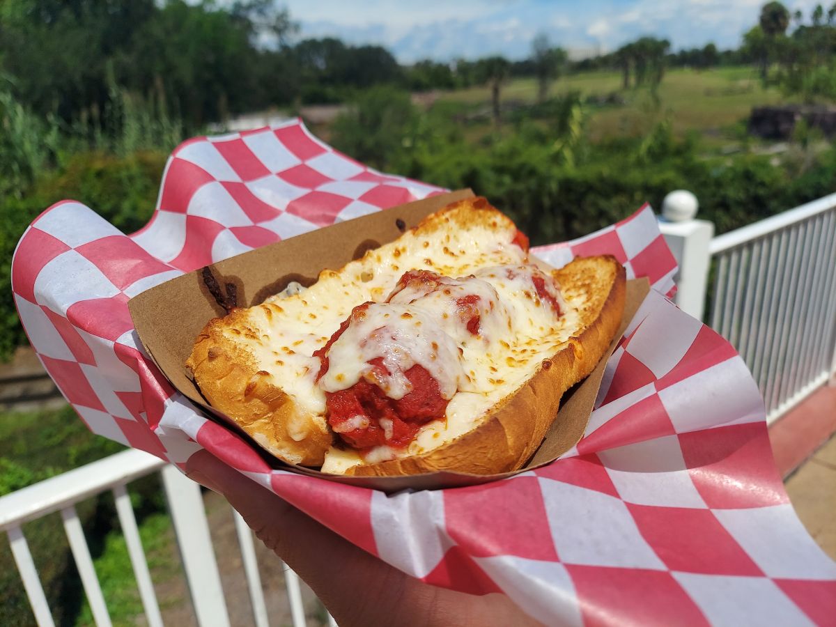 Review of Meatball Sub Oasis Pizza Busch Gardens Tampa Bay
