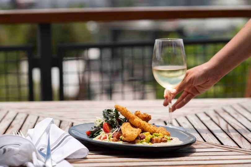 Captain's Lunch Paddlefish Disney