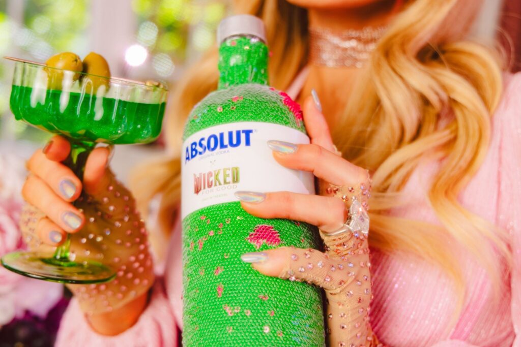 Absolut Wicked cocktail kit