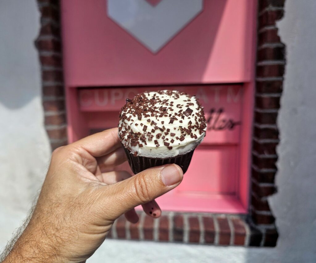 Sprinkles Black & White Cupcake
