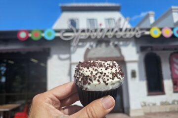 Sprinkles Black & White Cupcake