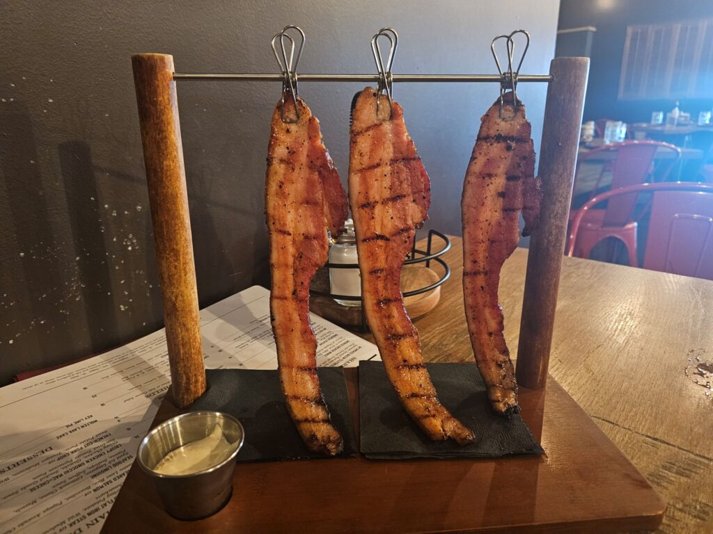 American Kitchen Bar & Grill
