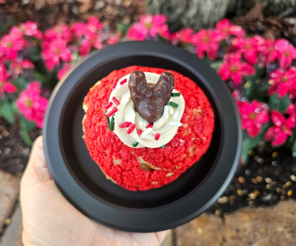 Santa’s Christmas Crème Puff