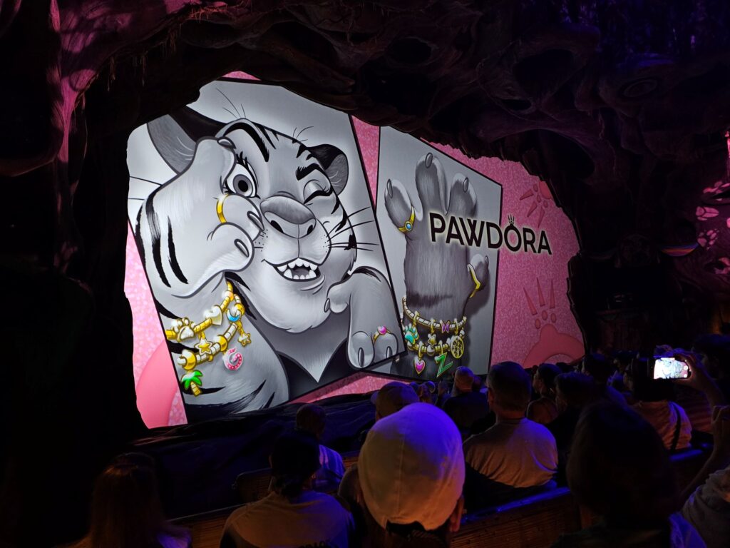 Zootopia Animal Kingdom Show