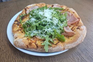 Red Oven Pizza Review