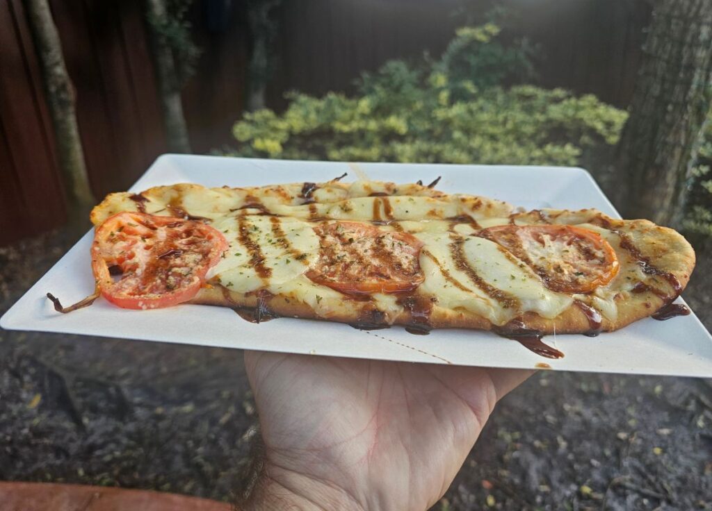 Bianca Pizza SeaWorld