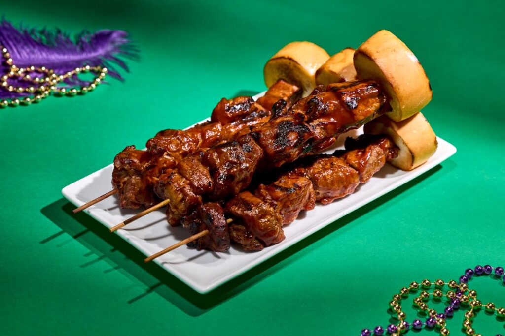 Pinchos de Lechon