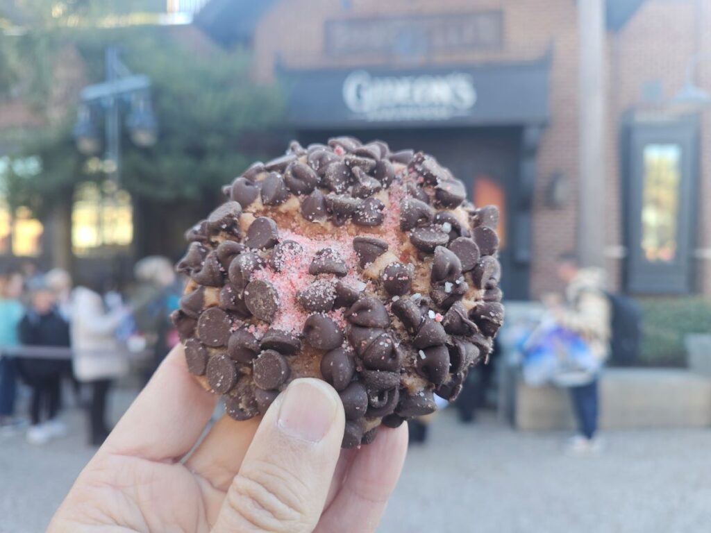 strawberry delight cookie