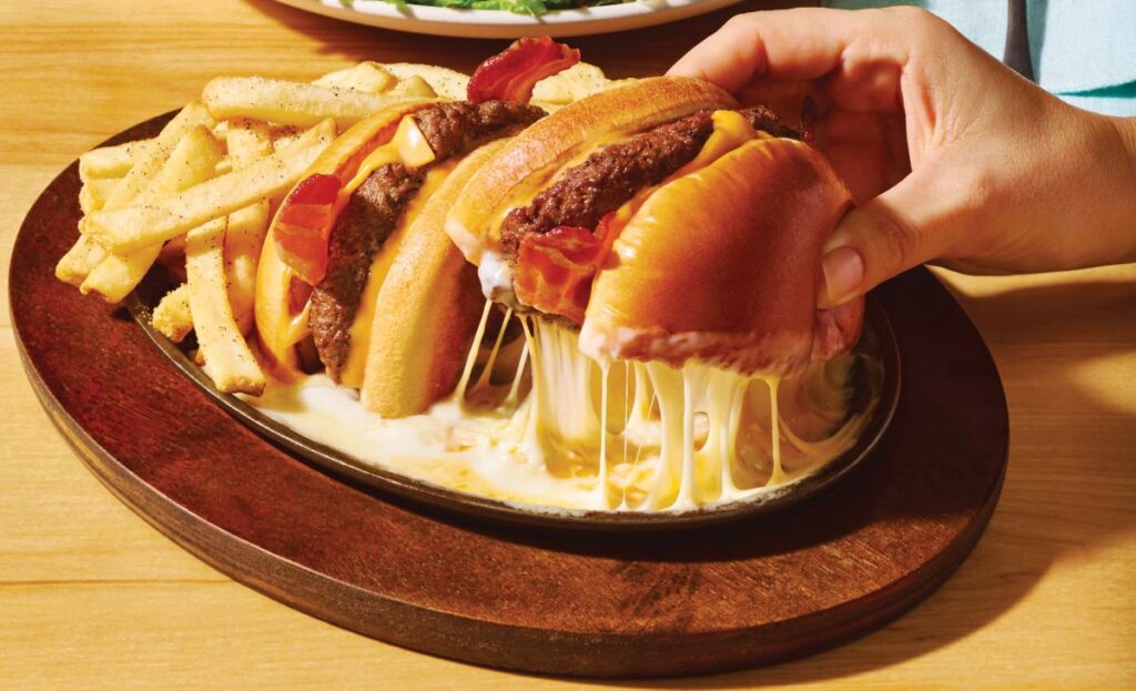 Applebee’s O-M-Cheese Burger