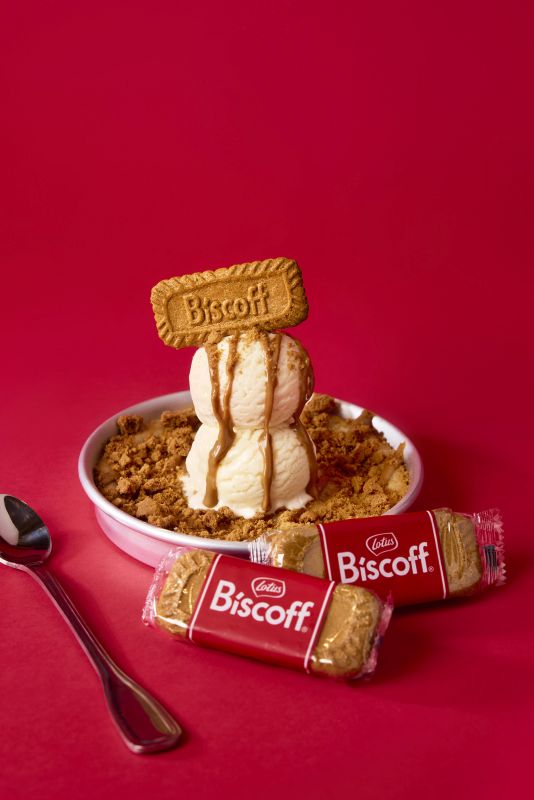 Biscoff Pizookie shown from BJ's restaurant & Brewhouse
