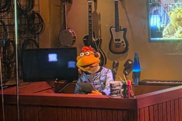 Muppets Rock 'n' Roller Coaster Scooter Audio Animatronic