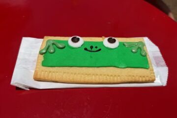 Photo of Lilypad Lunch Box Tart at Woody's Lunch Box