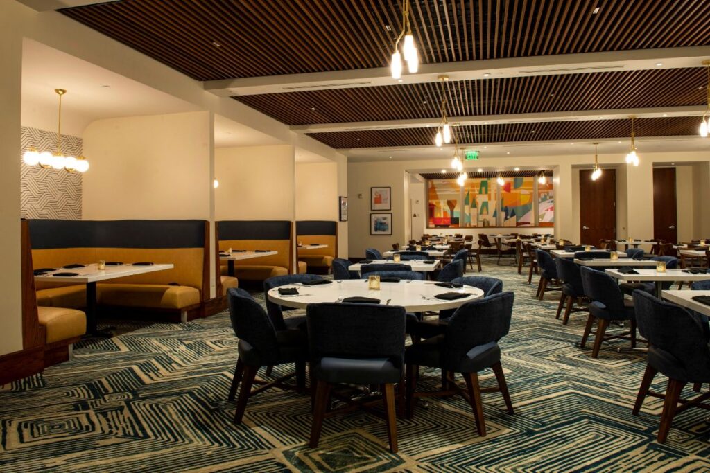 Steakhouse 71 seating area
