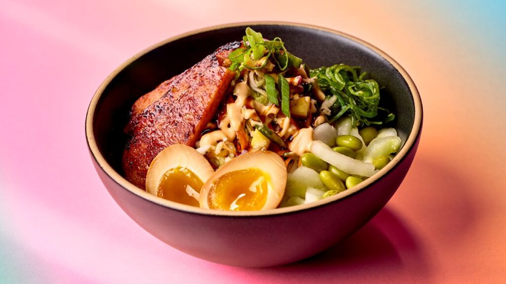 Kahuna Bowl with seared meat, soft-boiled egg, and edamame served at Kohola Reef Restaurant during Universal Orlando Passholder Days.