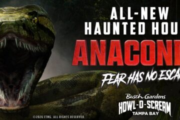 Howl-O-Scream Anaconda House