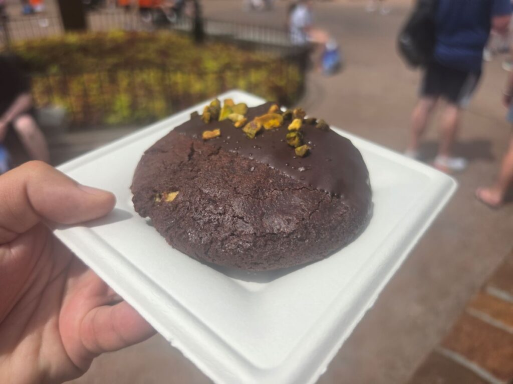 Chocolate-Pistachio Cookie