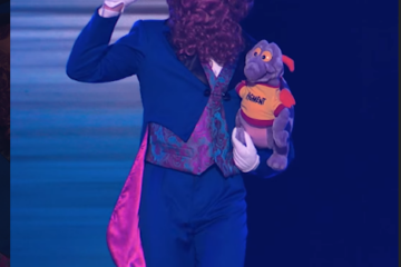 Neil Patrick Harris Dressed up as Dreamfinder