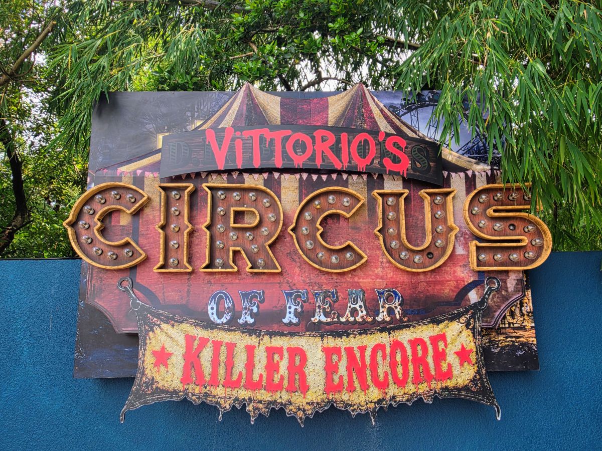 Howl-O-Scream rankings: Circus of Fear Killer encore signage