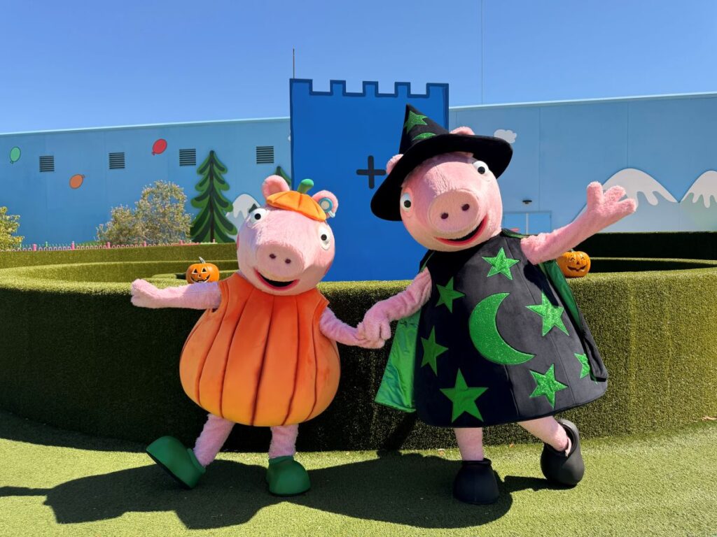 Peppa Pig Halloween Party promotional photo showing Peppa and George