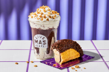 Taco Bell Ice Cream taco promotional image