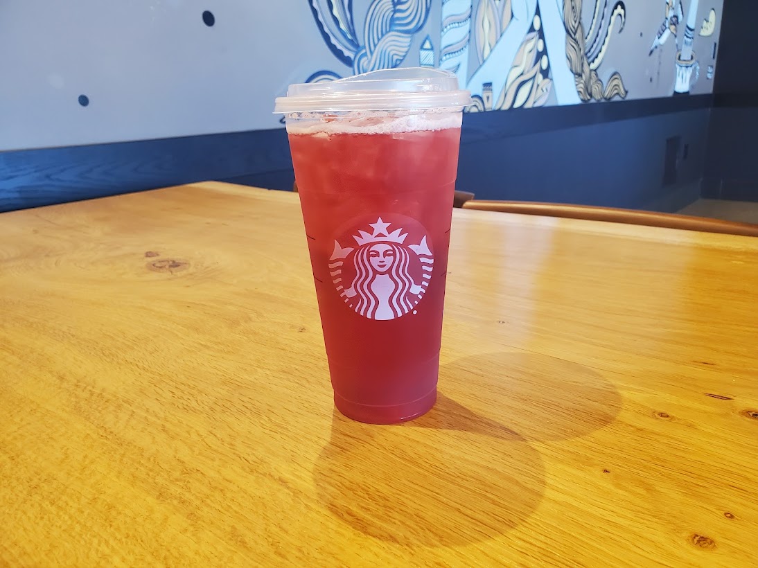 Starbucks stores clsoing