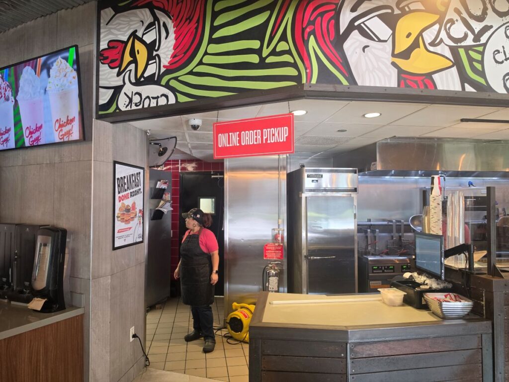 Chicken Guy Disney Springs mobile order pickup