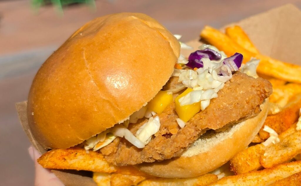 Honey Lime Chipotle Chicken Sandwich Platter Mango Market Aquatica Orlando