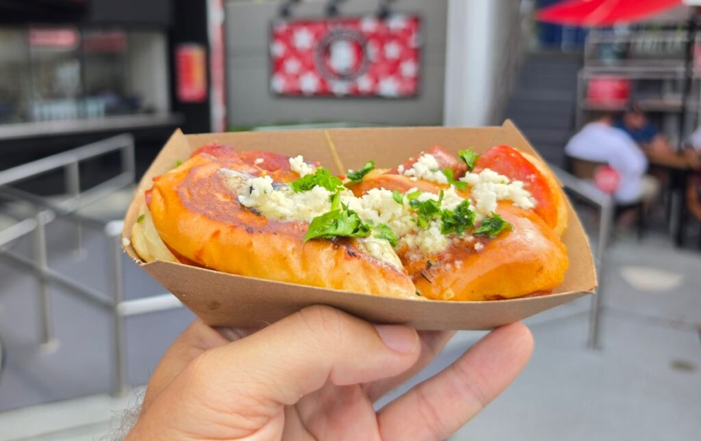 Johnny's Pizza from Fat One's Universal CityWalk Orlando
