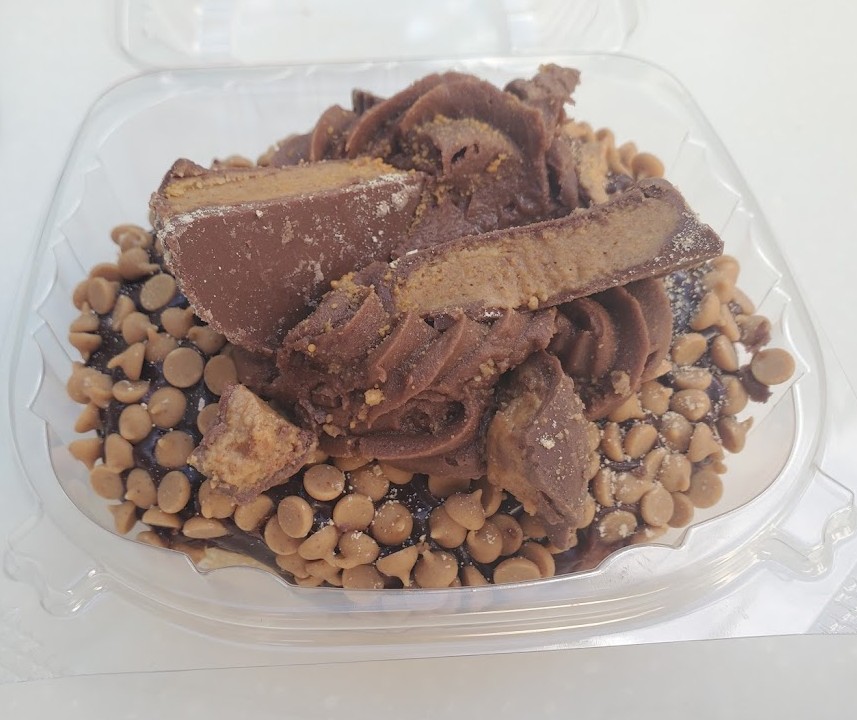 Peanut Butter Explosion Donut from a previous visit